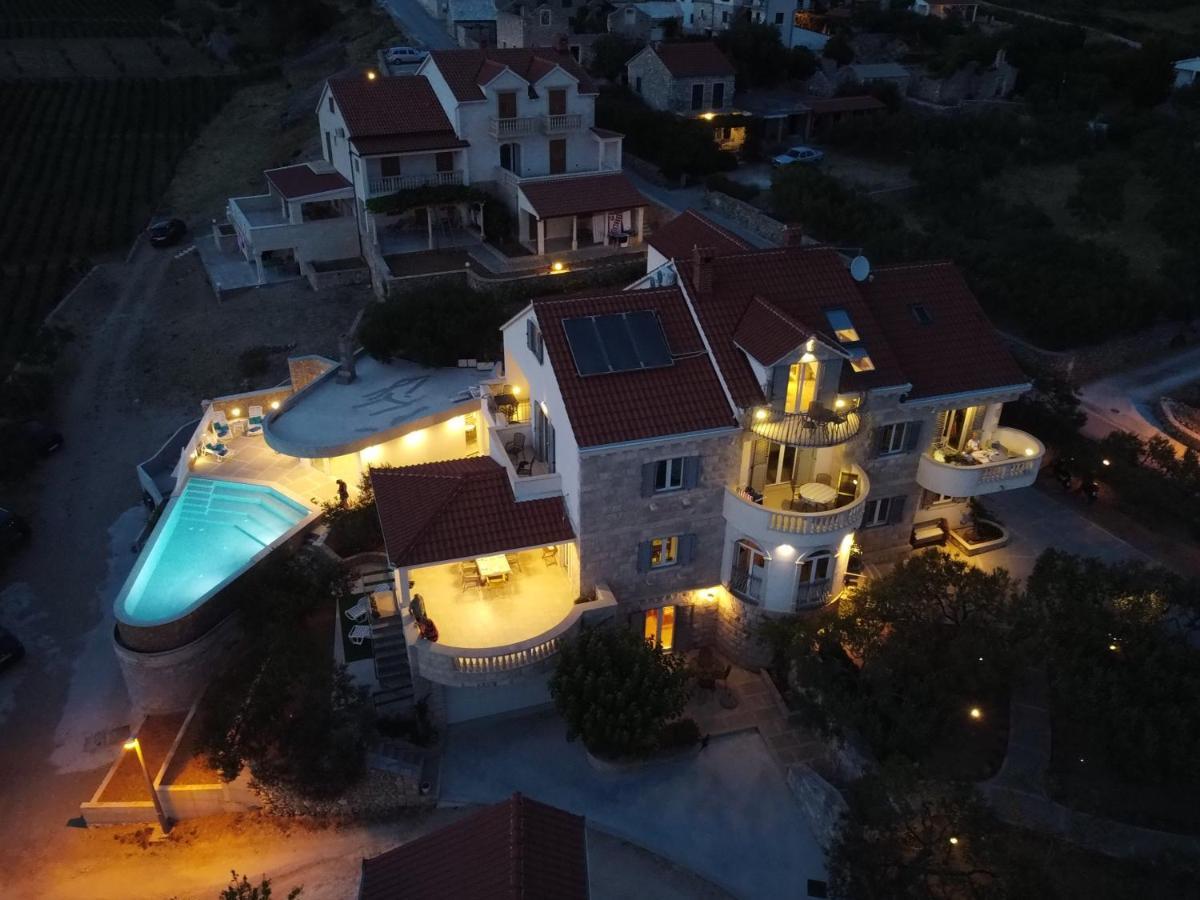 Villa Franka With Swimming Pool Бол Екстер'єр фото