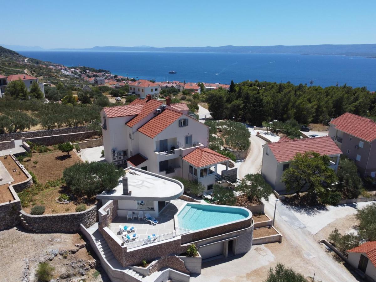 Villa Franka With Swimming Pool Бол Екстер'єр фото